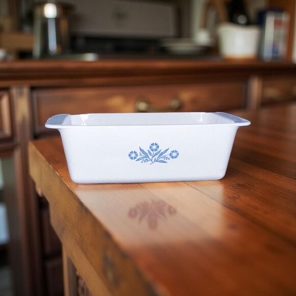 Vintage 1970s Blue Cornflower Corning Ware Bread Pan - P-315-B - 2 Litre - Picture 1 of 7